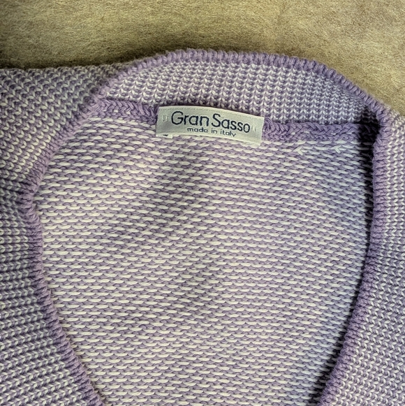 100% Cotton Lavender And White V-Neck Knit Men's Sweater Size Large - Picture 2 of 8